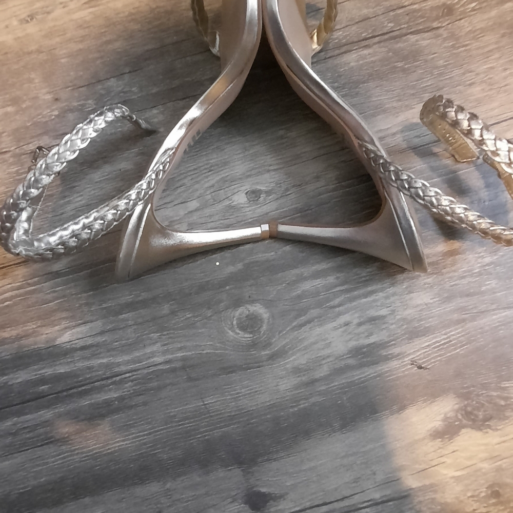 Metallic Gold Braided Strappy Sandal  Heels Size 8